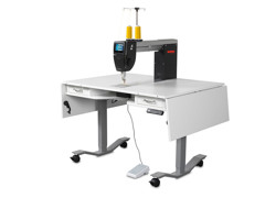 BERNINA Q20 on Electric Lift Table