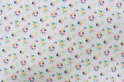Riley Blake Printed Cotton - Mini Bouquet Cream 112cm