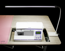 HORN Stella Long Bright LED Desk/Craft Lamp