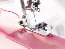 Husqvarna Overlocker Feet: CORDERED WAVY EDGE INSPIRA