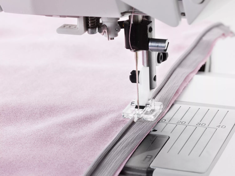 Husqvarna Machine Feet: CLEAR INVISIBLE ZIPPER