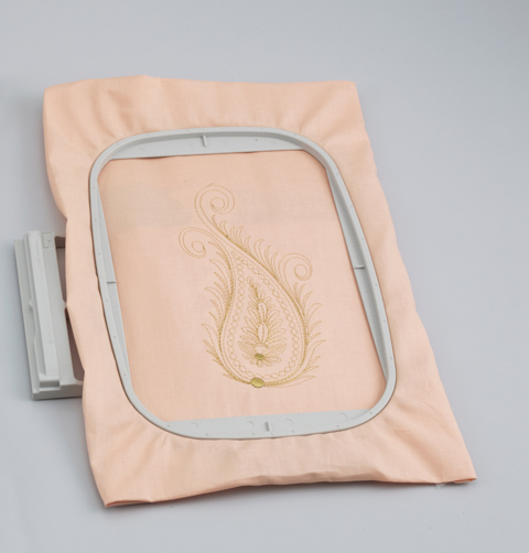 Brother Accessory: Frame Embroidery (180 x 130mm) - selected models