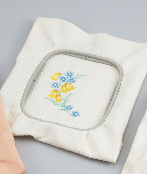 Brother Accessory: Frame Embroidery (100 x 100mm) - selected models